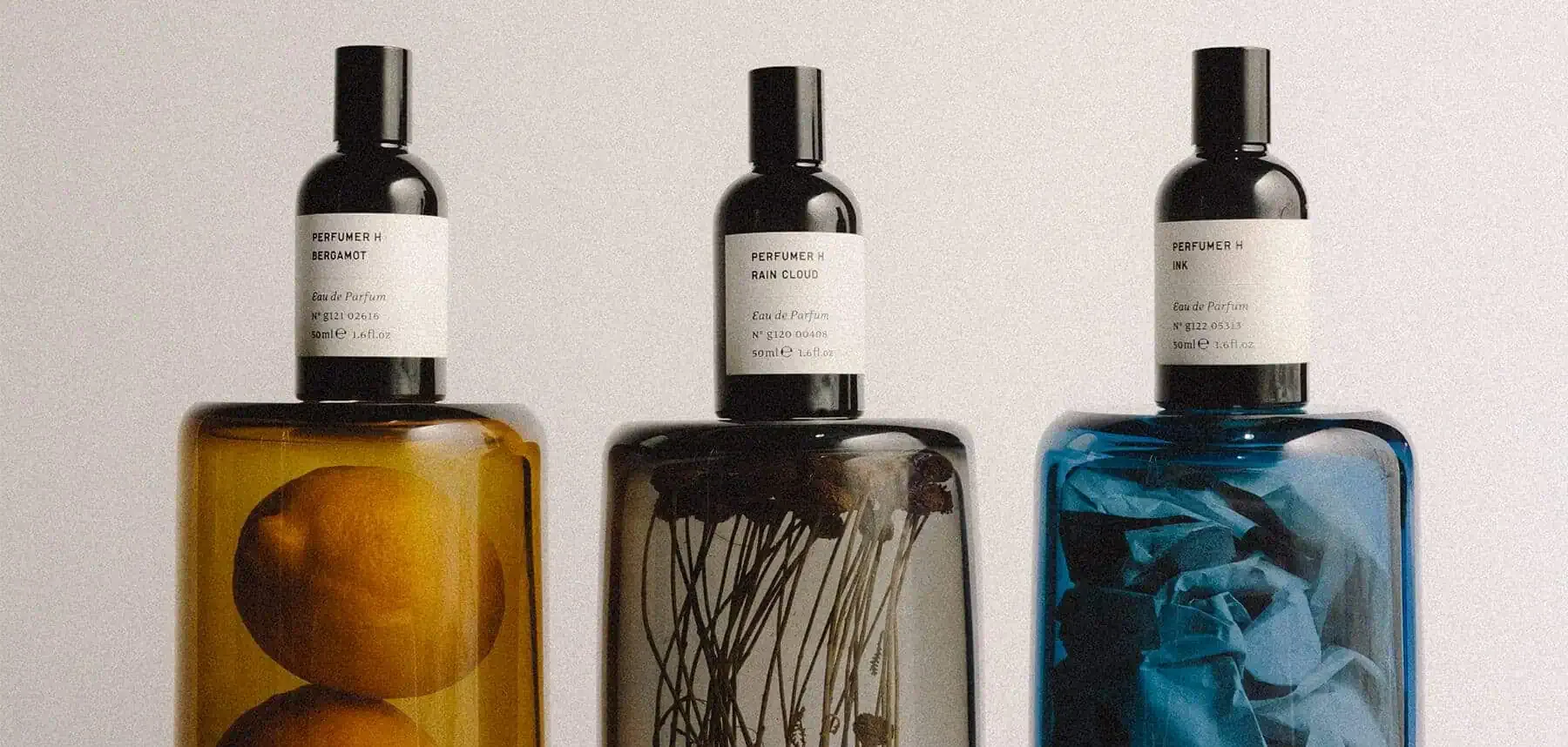 三支 Perfumer H 手工玻璃香水瓶並排